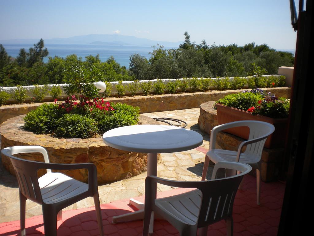 Chios Rooms Myview Karfás Zimmer foto